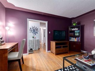 Photo 6: 3327 38 Street SW in Calgary: Glenbrook House for sale : MLS®# C4091989