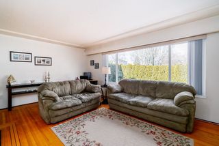 Photo 4: 2504 E 1ST Avenue in Vancouver: Renfrew VE House for sale (Vancouver East)  : MLS®# R2361834