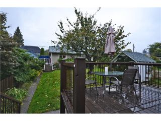 Photo 13: 532 E 5TH Street in North Vancouver: Lower Lonsdale House for sale in "LOWER LONSDALE" : MLS®# V1030310