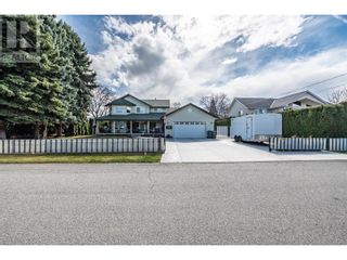 Photo 1: 2301 RANDALL Street in Summerland: House for sale : MLS®# 10308347