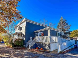 Photo 2: 143 Union Street in Berwick: Kings County Commercial  (Annapolis Valley)  : MLS®# 202324872