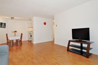 Photo 4: 311 9847 MANCHESTER Drive in Burnaby: Cariboo Condo for sale in "Barclay Woods" (Burnaby North)  : MLS®# R2317069