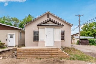 Main Photo: 311 Q Avenue South in Saskatoon: Pleasant Hill Residential for sale : MLS®# SK967096