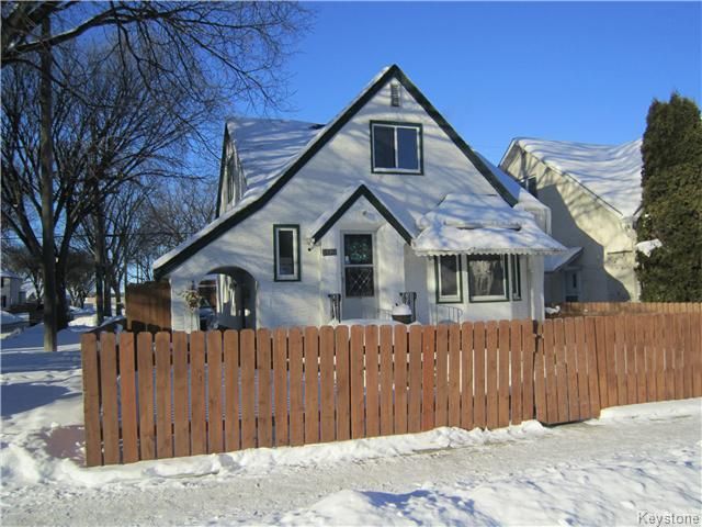 Main Photo: 1100 Garfield: Residential for sale (5C)  : MLS®# 1600088