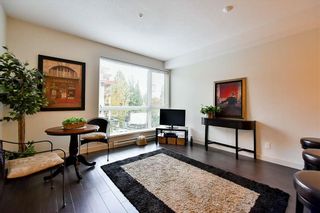 Photo 8: 204 2214 Kelly Avenue in Port Coquitlam: Central Pt Coquitlam Condo for sale : MLS®# R2121281