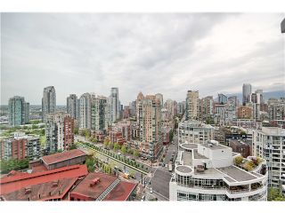 Photo 14: 2706 1199 MARINASIDE Crescent in Vancouver: Yaletown Condo for sale in "AQUARIUS 1" (Vancouver West)  : MLS®# V1064284