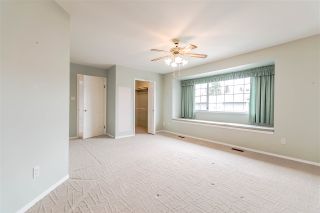 Photo 16: 111 6109 W BOUNDARY Drive in Surrey: Panorama Ridge Townhouse for sale in "Lakewood Gardens" : MLS®# R2153090