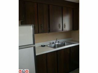 Photo 3: 24 7790 KING GEORGE Boulevard in Surrey: East Newton Manufactured Home for sale in "Crispen Bays" : MLS®# F1019367