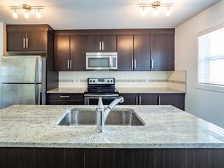 Photo 7: 544 Mckenzie Towne Close SE in Calgary: McKenzie Towne Row/Townhouse for sale : MLS®# A1128660