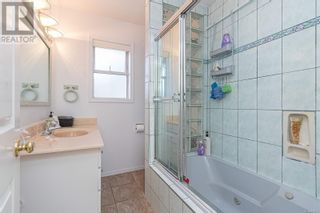 Photo 18: 827 Cameron Way in Ladysmith: House for sale : MLS®# 961073