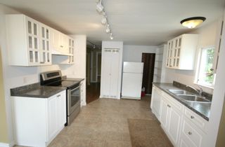 Photo 6: 13 7850 KING GEORGE Boulevard in Surrey: East Newton Manufactured Home for sale in "Bear Creek" : MLS®# R2073883
