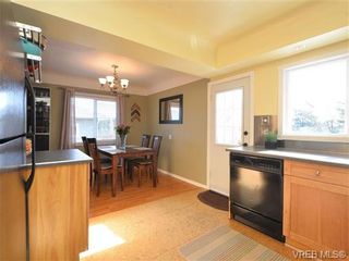 Photo 10: 2969 Austin Ave in VICTORIA: SW Gorge House for sale (Saanich West)  : MLS®# 724943