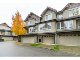 Photo 1: 42 16789 60 Avenue in Surrey: Cloverdale BC Townhouse for sale in "Laredo" (Cloverdale)  : MLS®# R2414492