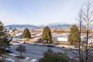 Photo 14: 511 774 GREAT NORTHERN Way in Vancouver: Mount Pleasant VE Condo for sale in "PACIFIC TERRACES" (Vancouver East)  : MLS®# R2242318