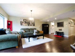 Photo 11: 35 11391 7TH Avenue in Richmond: Steveston Village Townhouse for sale in "Mariners Village" : MLS®# V1103164