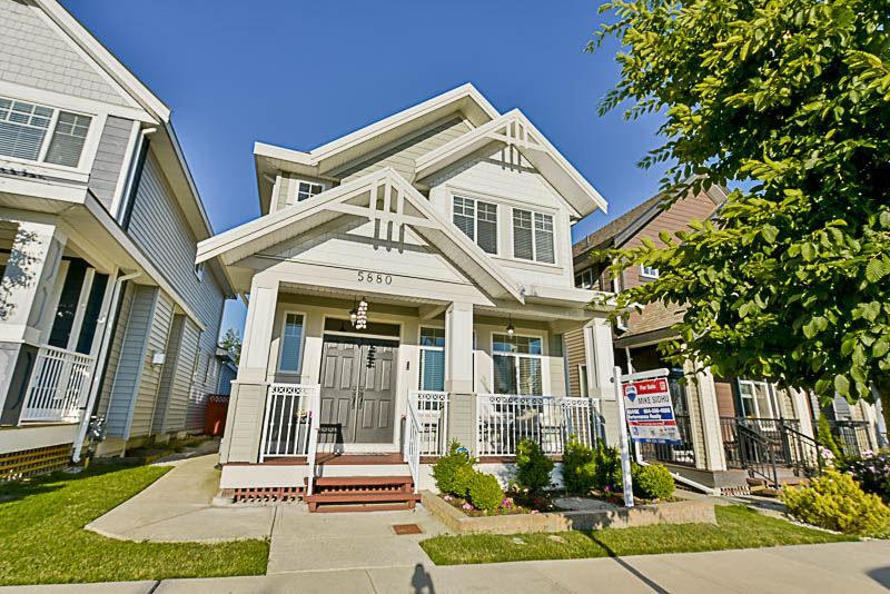 Main Photo: 5880 131 Street in Surrey: Panorama Ridge House for sale : MLS®# R2202681