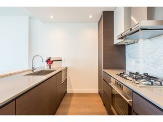 Photo 2: 3207 4670 ASSEMBLY Way in Burnaby: Metrotown Condo for sale in "Station Square" (Burnaby South)  : MLS®# R2320659
