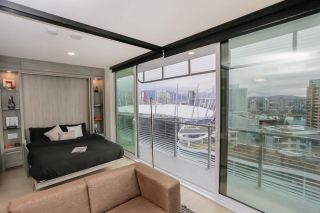 Photo 8: 2412 89 NELSON Street in Vancouver: Yaletown Condo for sale in "The Arc - Concord" (Vancouver West)  : MLS®# R2745550