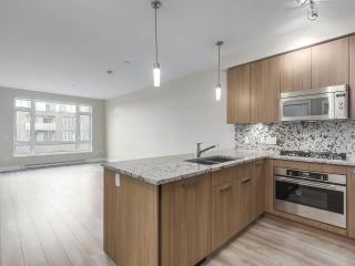 Photo 2: 303 4307 HASTINGS Street in Burnaby: Vancouver Heights Condo for sale in "MADISON" (Burnaby North)  : MLS®# R2418061