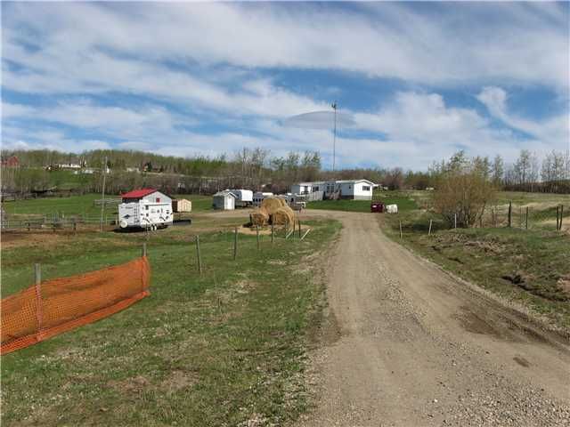 Photo 14: Photos: 13024 MARK Avenue in Charlie Lake: Lakeshore Manufactured Home for sale (Fort St. John (Zone 60))  : MLS®# N227341