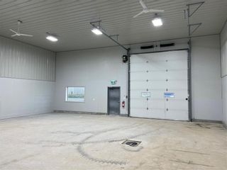 Photo 4: H 460 KUZENKO Street in Niverville: Industrial / Commercial / Investment for lease (R07)  : MLS®# 202304449