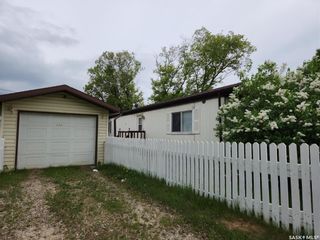 Photo 1: 112 Eastview Trailer Court in Prince Albert: South Industrial Residential for sale : MLS®# SK924088