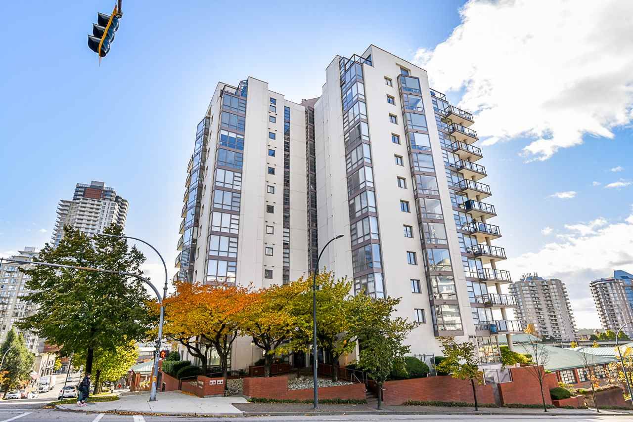 Main Photo: 406 98 TENTH STREET in New Westminster: Downtown NW Condo for sale : MLS®# R2515390