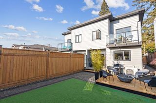 Photo 35: 231 W 19TH Street in North Vancouver: Central Lonsdale 1/2 Duplex for sale : MLS®# R2644451