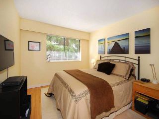 Photo 7: 108 175 E 5TH Street in North Vancouver: Lower Lonsdale Condo for sale in "WELLINGTON MANOR" : MLS®# V1121964