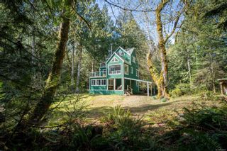 Photo 1: 405 Kenwood Rd in Thetis Island: Isl Thetis Island House for sale (Islands)  : MLS®# 900001