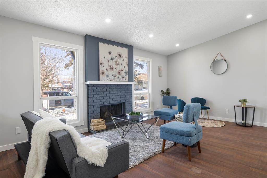 Main Photo: 1196 Ranchlands Boulevard NW in Calgary: Ranchlands Detached for sale : MLS®# A2031457