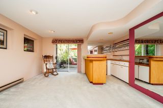 Photo 28: 2111 FOSTER Avenue in Coquitlam: Central Coquitlam House for sale : MLS®# R2816354