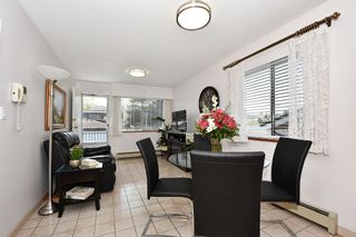 Photo 11: 2860 CHARLES Street in Vancouver: Renfrew VE House for sale (Vancouver East)  : MLS®# R2371682