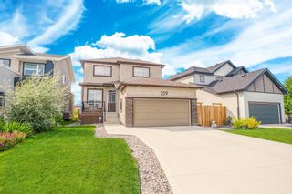 Photo 1: 109 Kowalsky Crescent in Winnipeg: Residential for sale (1H)  : MLS®# 202219307