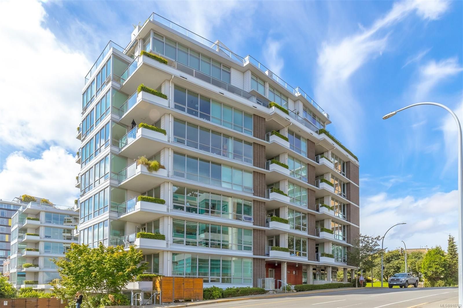 Main Photo: 205 399 Tyee Rd in Victoria: VW Victoria West Condo for sale (Victoria West)  : MLS®# 918782