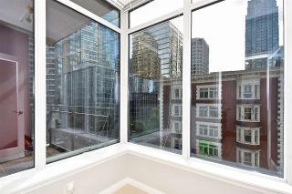 Photo 8: 602 1211 MELVILLE Street in Vancouver: Coal Harbour Condo for sale (Vancouver West)  : MLS®# R2410173