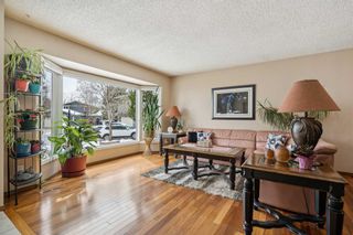 Photo 5: 44 Woodbrook Place SW in Calgary: Woodbine Detached for sale : MLS®# A2127974