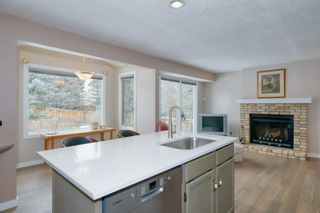 Photo 7: 52 Woodhaven Road SW in Calgary: Woodbine Detached for sale : MLS®# A2020899