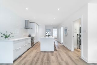 Photo 4: Upper 848 Danforth Avenue in Toronto: Danforth House (Apartment) for lease (Toronto E03)  : MLS®# E8036806