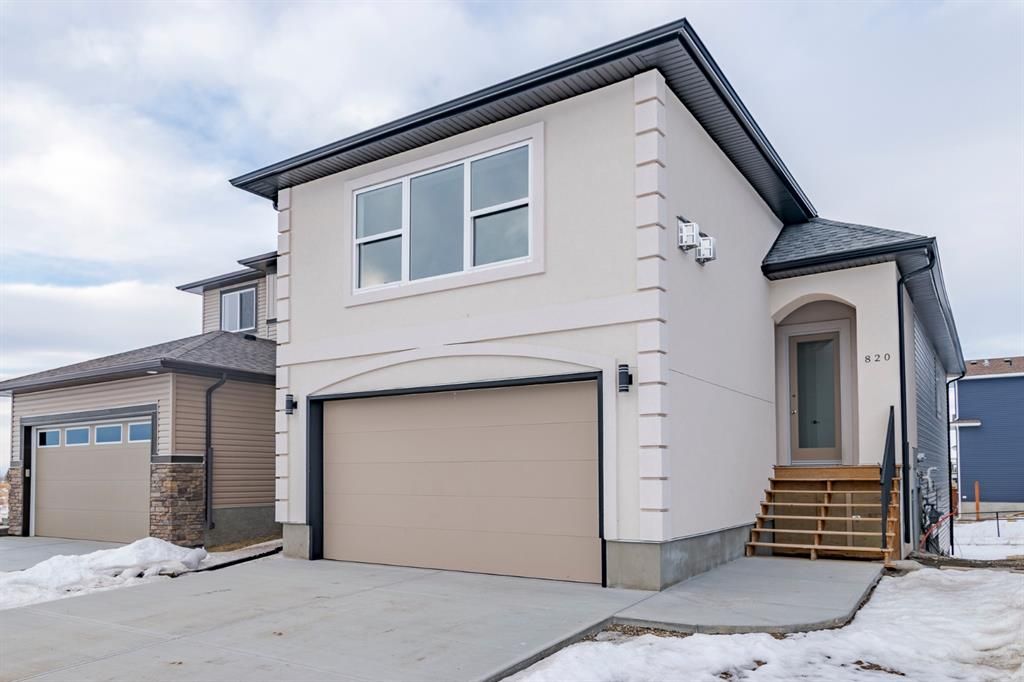 Main Photo: 820 LAKEWOOD Circle: Strathmore Detached for sale : MLS®# A1059245