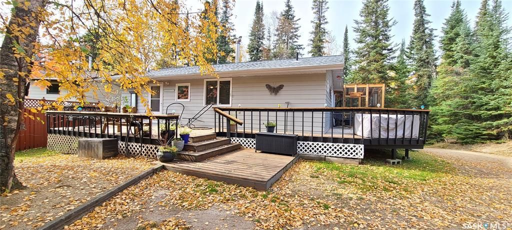 Main Photo: 505 Marine Drive in Emma Lake: Residential for sale : MLS®# SK827978