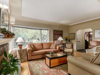 Photo 2: 3325 HIGHBURY Street in Vancouver: Dunbar House for sale (Vancouver West)  : MLS®# R2106208