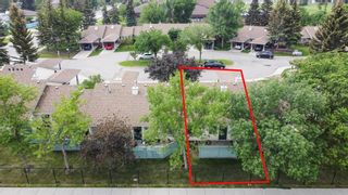 Photo 22: 2844 Dovely Park SE in Calgary: Dover Row/Townhouse for sale : MLS®# A1235119