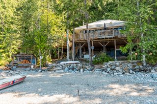 Photo 2:  in Sicamous: Shuswap Lake House for sale : MLS®# 10212975