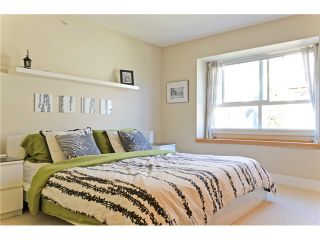 Photo 10: 253 FURNESS Street in New Westminster: Queensborough 1/2 Duplex for sale in "RED BOAT" : MLS®# V1075171
