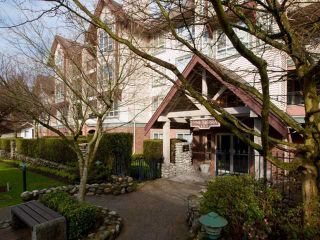 Photo 1: 209 150 W 22ND Street in North Vancouver: Central Lonsdale Condo for sale in "The Sierra" : MLS®# V1007407