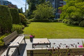 Photo 25: 401 1485 DUCHESS Avenue in West Vancouver: Ambleside Condo for sale in "The Mermaid" : MLS®# R2703375