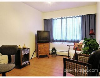 Photo 5: 102 610 3RD Avenue in New_Westminster: Uptown NW Condo for sale in "Jae Mar Court" (New Westminster)  : MLS®# V684151
