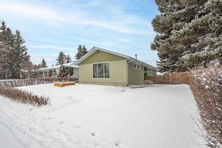 Photo 1: 116 Westminster Drive SW in Calgary: Westgate Detached for sale : MLS®# A2100489