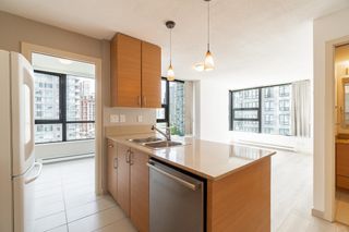 Photo 5: 1006 928 HOMER Street in Vancouver: Yaletown Condo for sale (Vancouver West)  : MLS®# R2780112